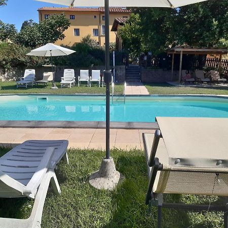 Agriturismo Poggio Al Tesoro Crespina Dış mekan fotoğraf
