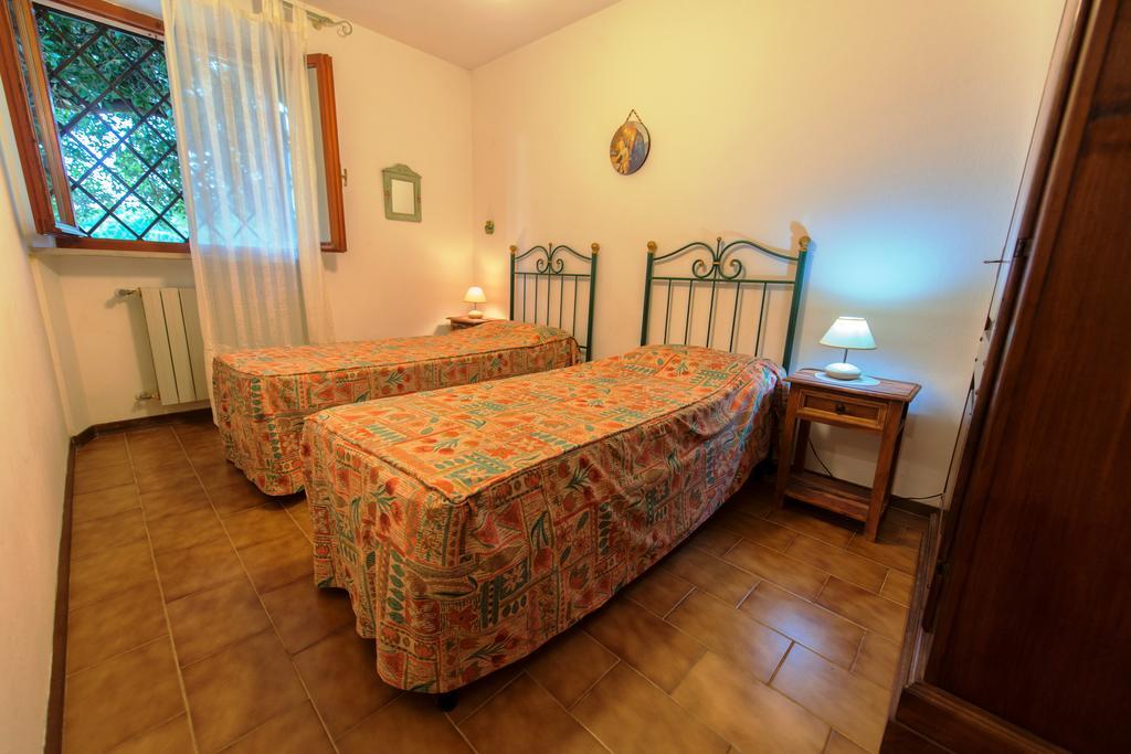 Agriturismo Poggio Al Tesoro Crespina Dış mekan fotoğraf