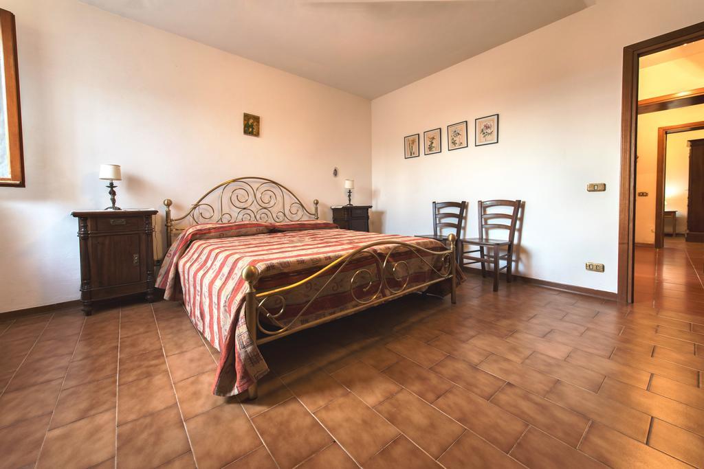 Agriturismo Poggio Al Tesoro Crespina Dış mekan fotoğraf