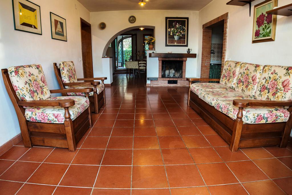 Agriturismo Poggio Al Tesoro Crespina Dış mekan fotoğraf
