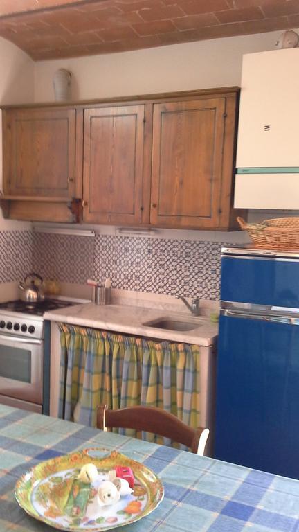 Agriturismo Poggio Al Tesoro Crespina Dış mekan fotoğraf
