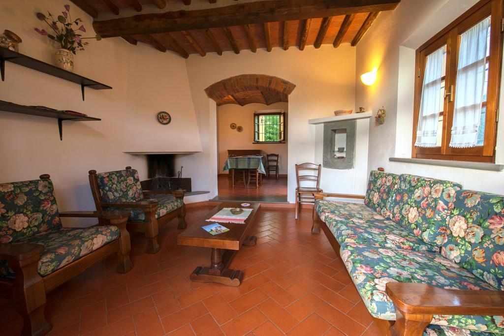 Agriturismo Poggio Al Tesoro Crespina Dış mekan fotoğraf